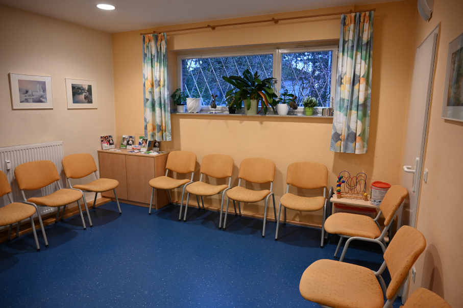 Wartezimmer mit Spielecke